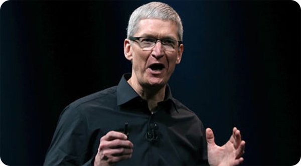 tim-cook-on-microsoft-surface-it-s-like-a-car-that-flies-and-floats